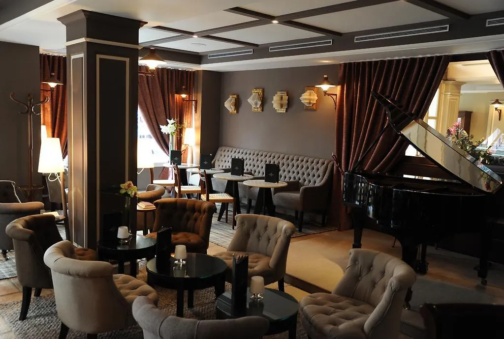 D'aubusson 5* פריז